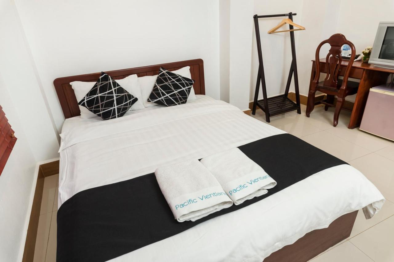 Pacific Vientiane Hotel Extérieur photo